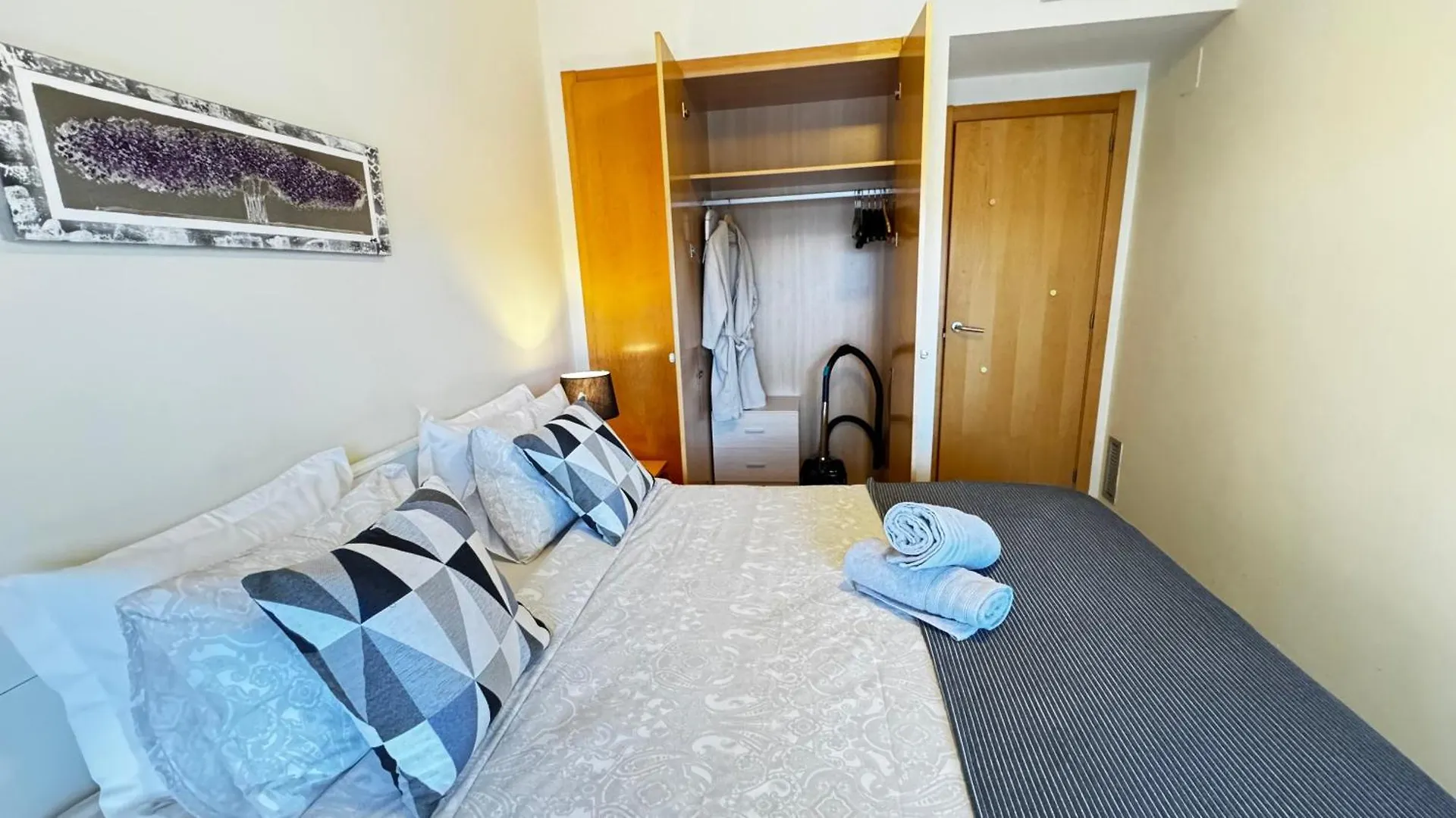 Relax Apartamento Playa Fenals Lloret de Mar 0*,  Spain