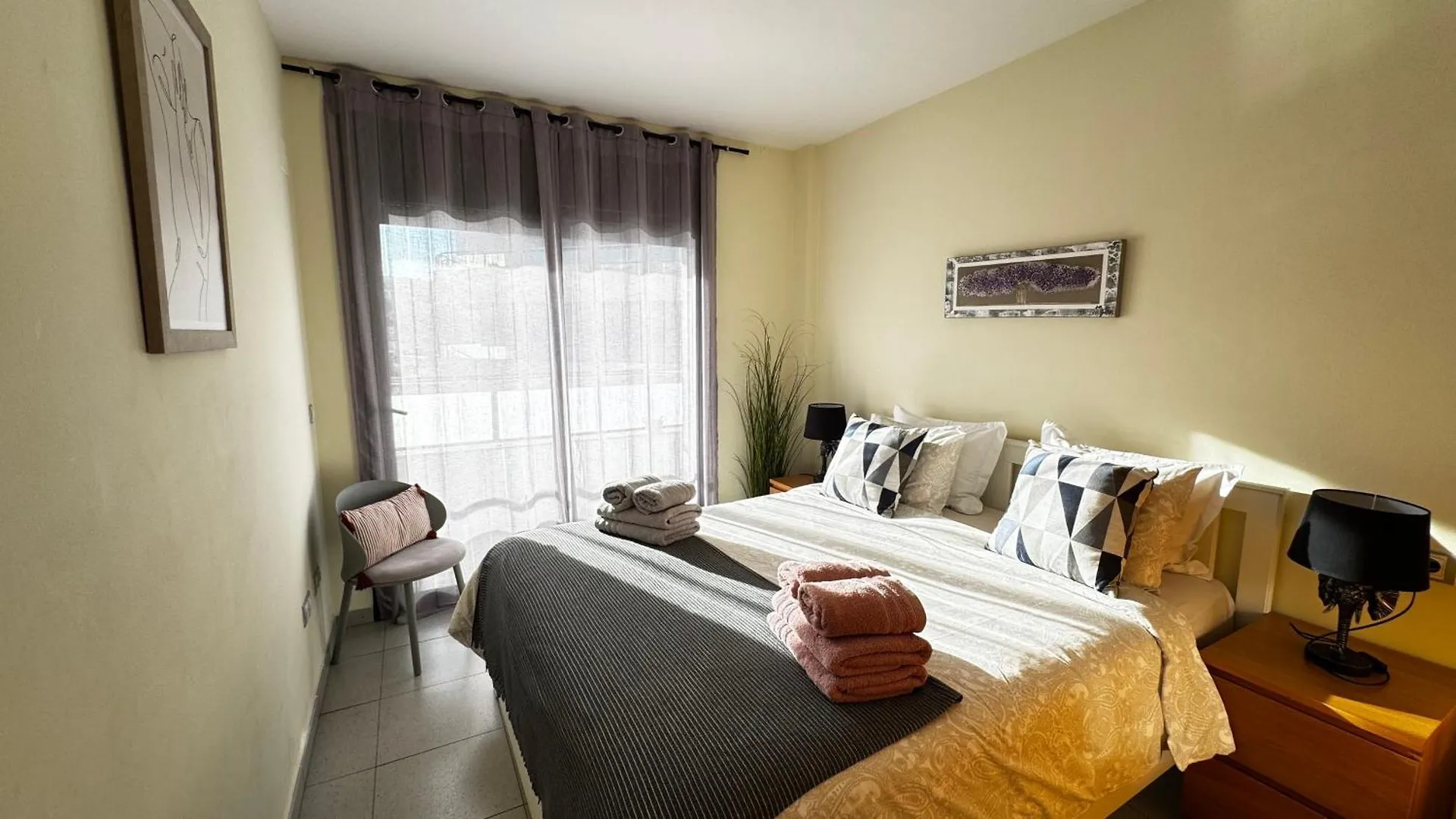 Relax Apartamento Playa Fenals Lloret de Mar Apartment